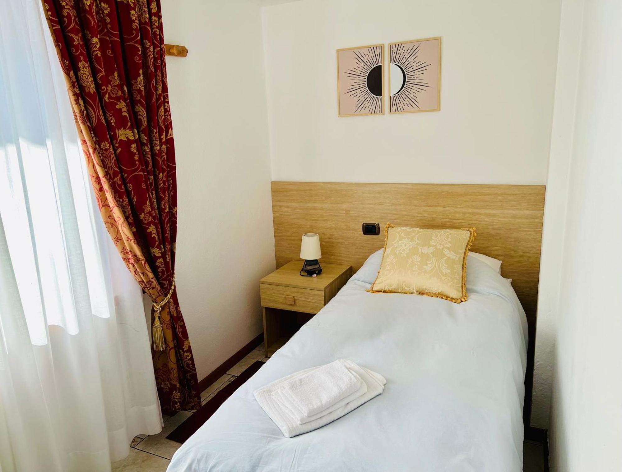 Affittacamere Buenavista Guest House Champoluc Bagian luar foto