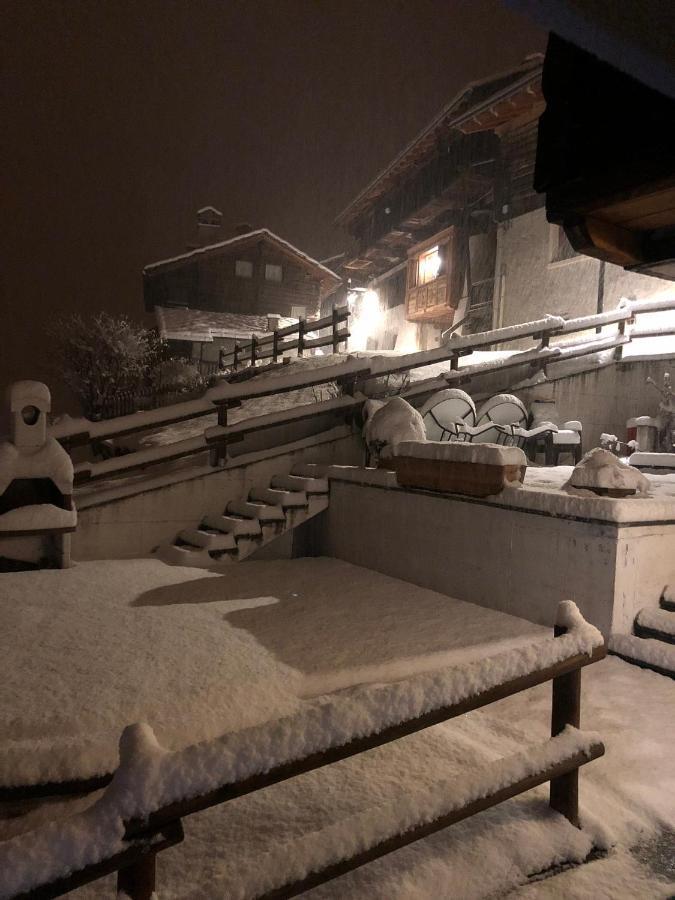 Affittacamere Buenavista Guest House Champoluc Bagian luar foto